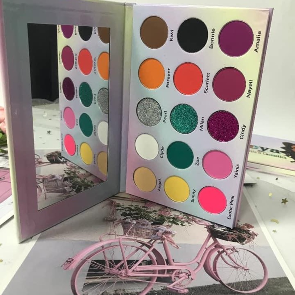 Eyeshadow pallets